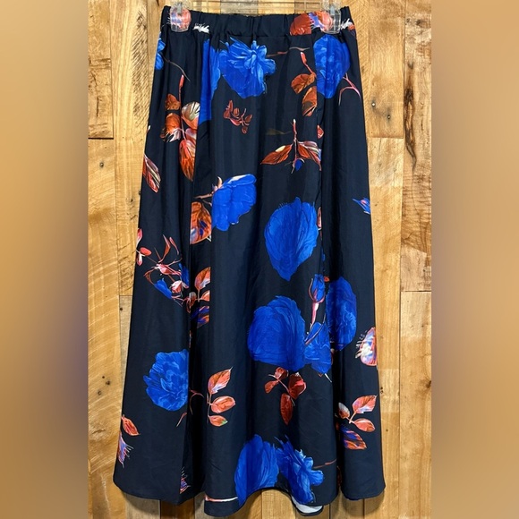Dresses & Skirts - Floral Black and Blue Women's Long Skirt